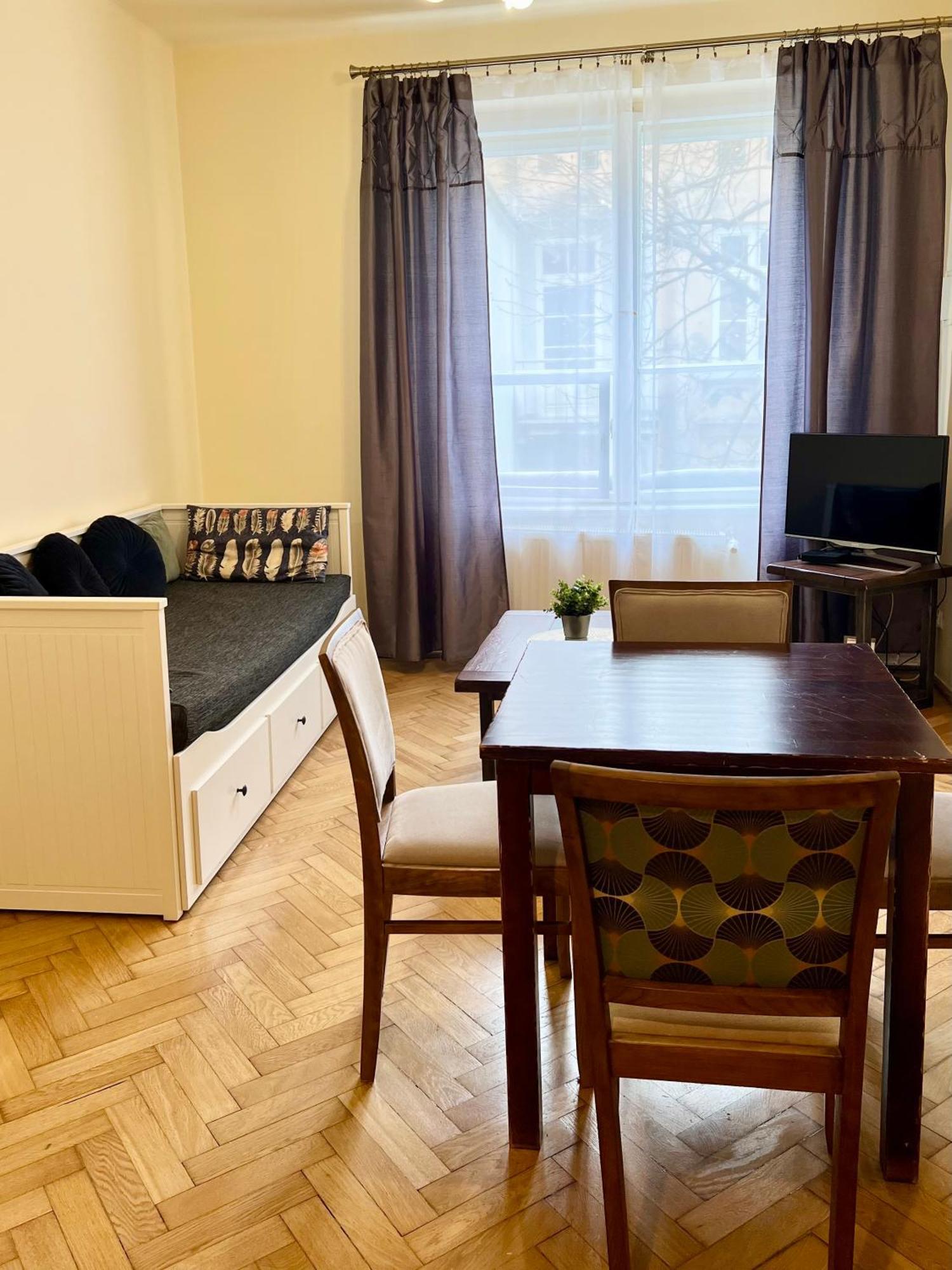 Apartamenty I Studia Herbarium Cracovia Esterno foto